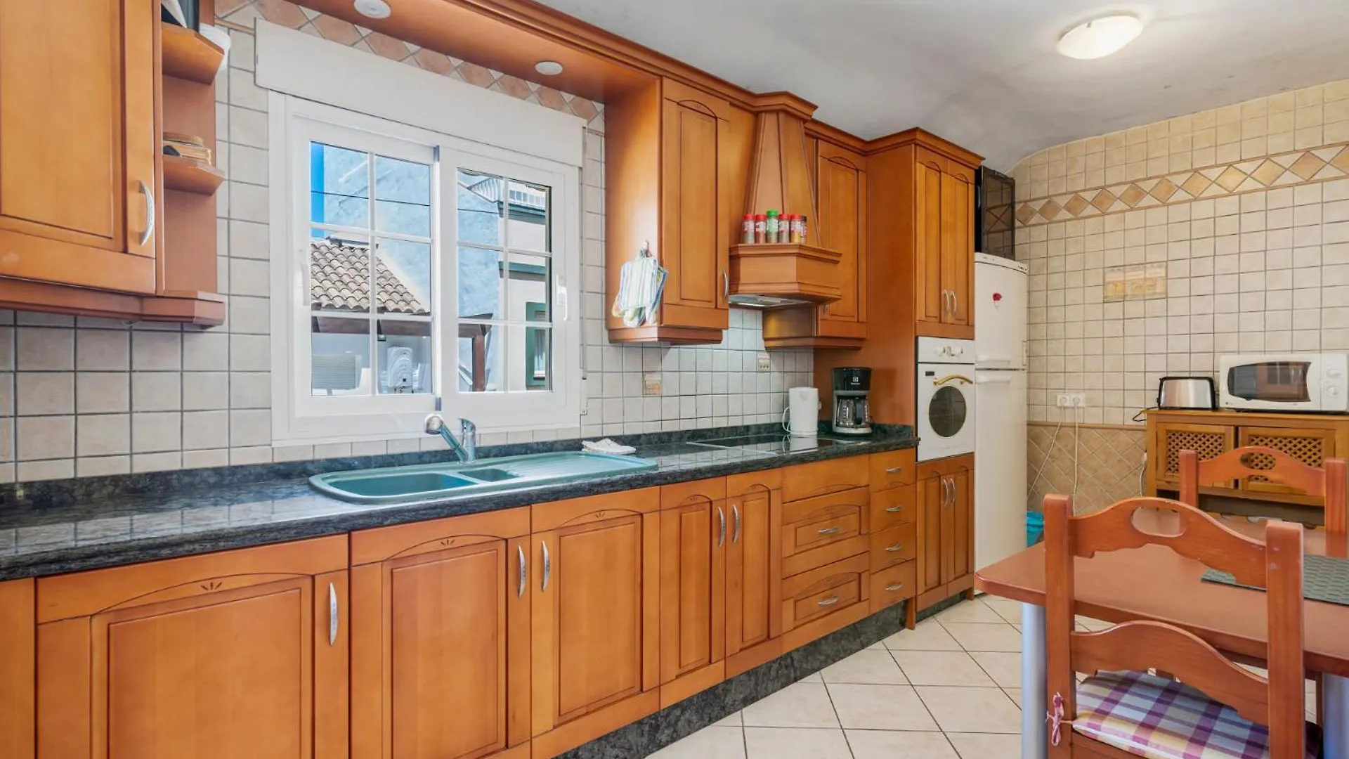 Los Boliches Apartment Near The Beach By Costarentals - Ref 122 フエンヒロラ